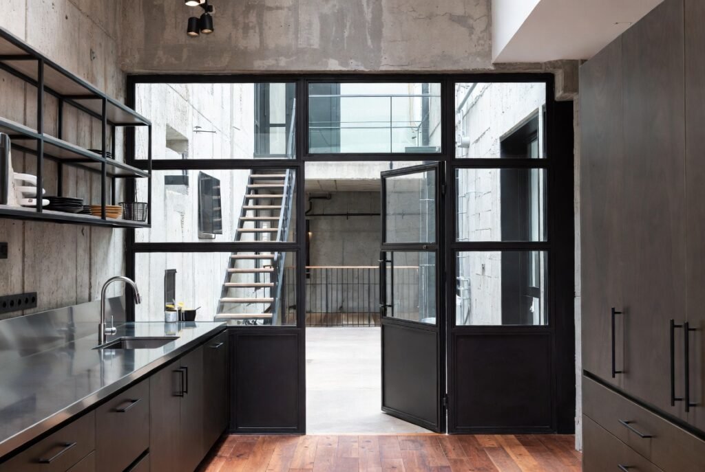 15 Kitchen Door Ideas to Try 10 2d9a8249 28a6 4b12 96e0 dffbb33d56ca