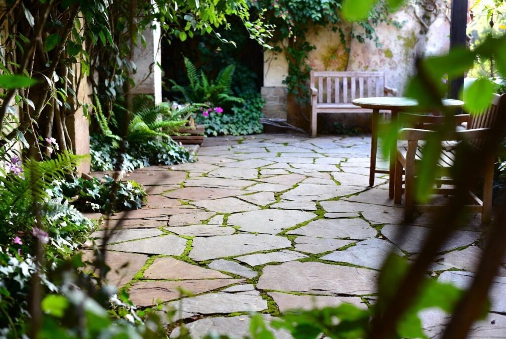 15 Paver Patio Ideas to Try 9 769dcc90 a30c 4933 b822 d2d4bc8af71e