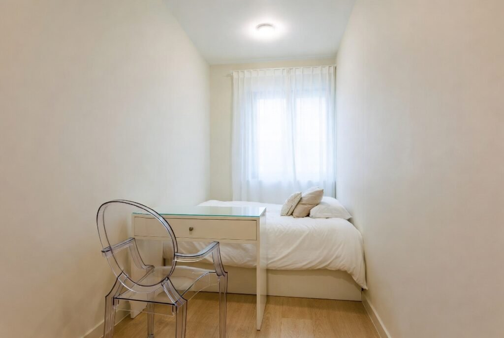 25 Creative Very Small Bedroom Ideas 23 9f26b609 7d70 425f a2e7 92ef1b52b6c4