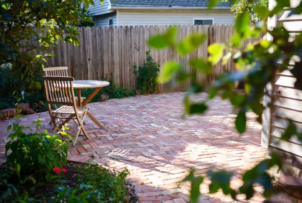 15 Paver Patio Ideas to Try 3 58d770cc 180e 409e bec7 c697e8624f27